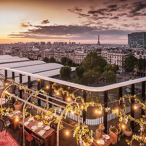 Novotel Porte Versailles 4* פריז