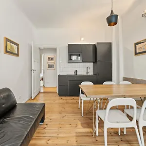 Apartment Elpilar Friedrichshain