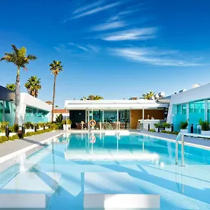 hotel-nayra-adults-only-playa-del-ingles.in-canary-islands.com/